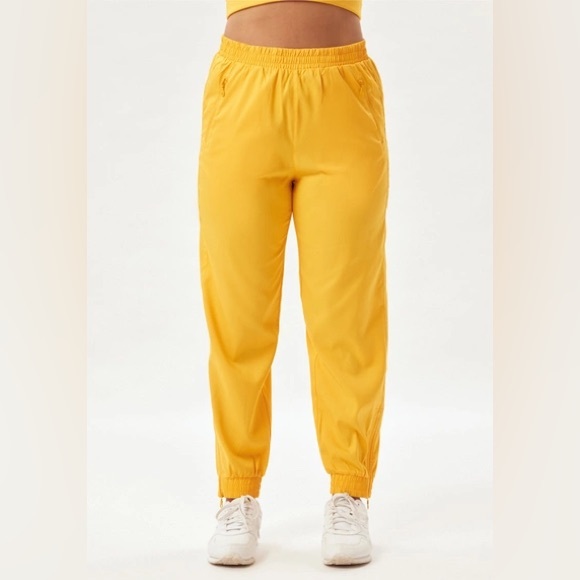 NWT Girlfriend Collective | Summit Track Pant | Citrine | Matching Set - Picture 1 of 2